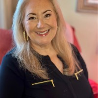 Elaine Fernandes