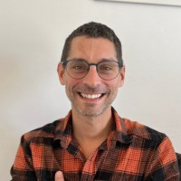 Andrés Eduardo Leiva