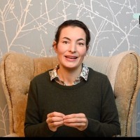 Nina J. Ouart