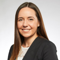 Laura Mills