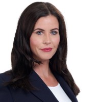 Dr. Angela Knierim