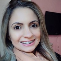 Juline Jaroszewski Araújo