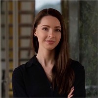 Eszter Suri