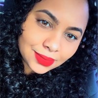 Lívia Sousa