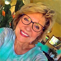 Yvonne Ray