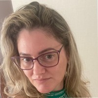 Emmanuelle Soares