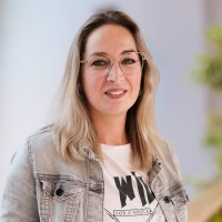 Yvette Van Der Doelen