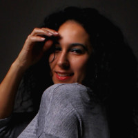 Esra GUROY