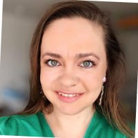 Elena Gnevek lDravecká