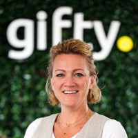 Esther van Dijk 🎁