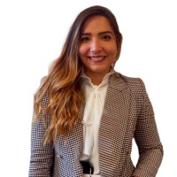 Tayná Cloosterman Santana