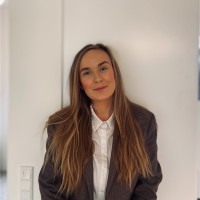 Rikke E. Hvilsom