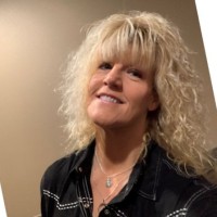 Tina Jones