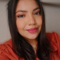 Valéria Mendonça