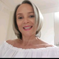 Núbia Costa