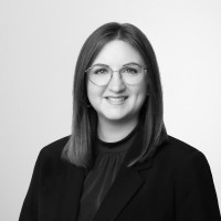 Juliette Halli, Phd