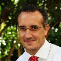 Simon Scott