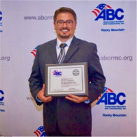 Tom Alvarez