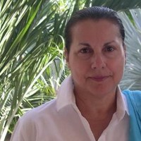 Dr. Carmen Pelaez