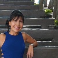 Ivette C