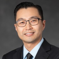 John Lau, Cfa