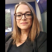 Claudia Recker
