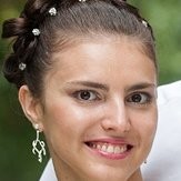 Анна Пестова