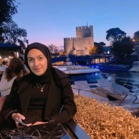 Emine Akyüz