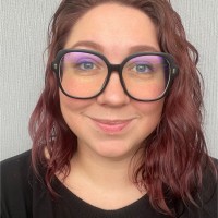 Emily Roth (Carlson)