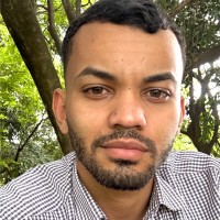 Elivelton Dias