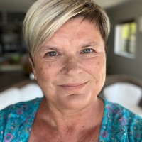 Jo Kneller