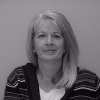 Jacqueline Girard