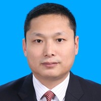楚亚隆