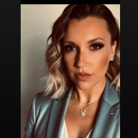 Nadine Santos