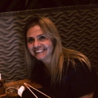 Debora Bueno