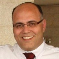 אבי עייש