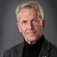 Uwe Holz