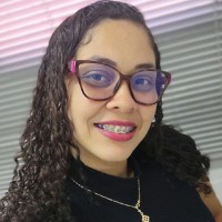 Stephania Souza