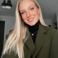 Mia Smith