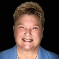 Dr. Suzanne Taylor