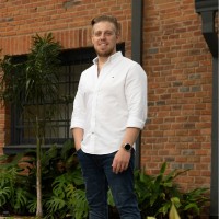 Arq. Fabio E. Noguer Zacur
