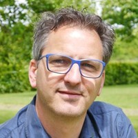 Hugo Lenkens