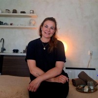 Stephanie Van Zadelhoff