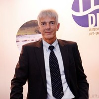 Dr. Stefan Burhenne