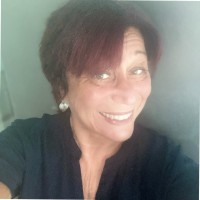 Tracey Elster