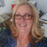 Lynne Brezina