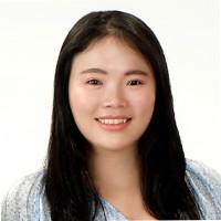 Nina Riat