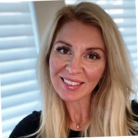 Kirsten Miller
