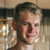 Tom Holste