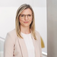 Dr. Annika Schmiedl